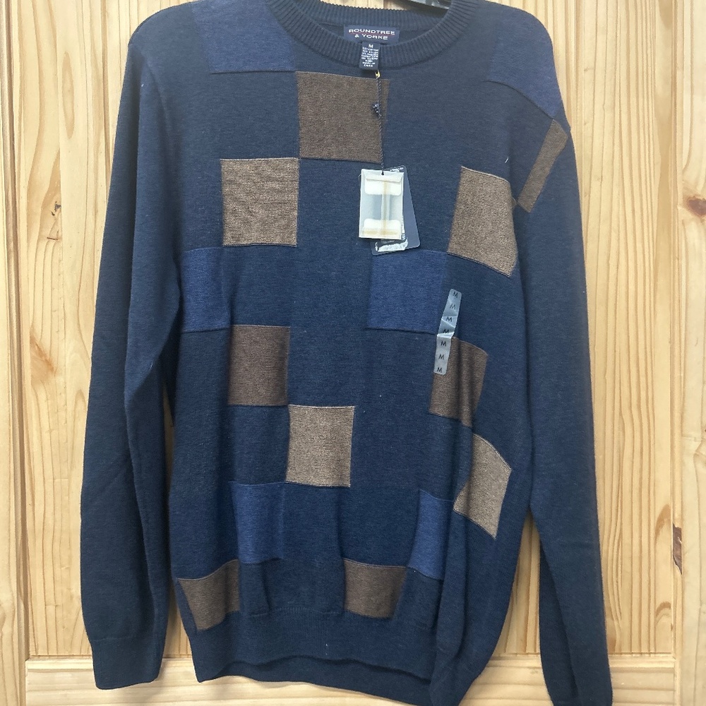 Men’s sweater